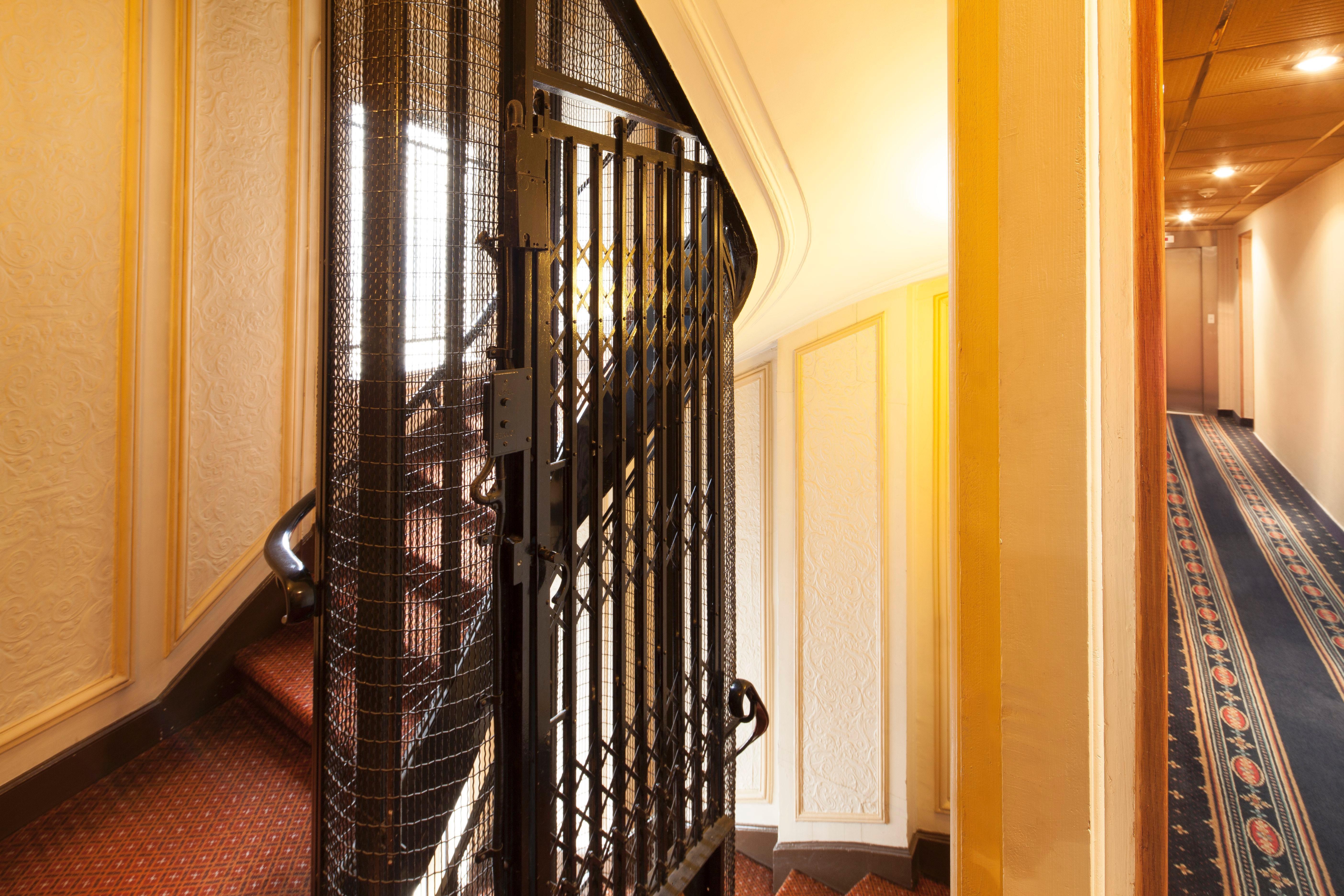 Hotel Paix Republique Parijs