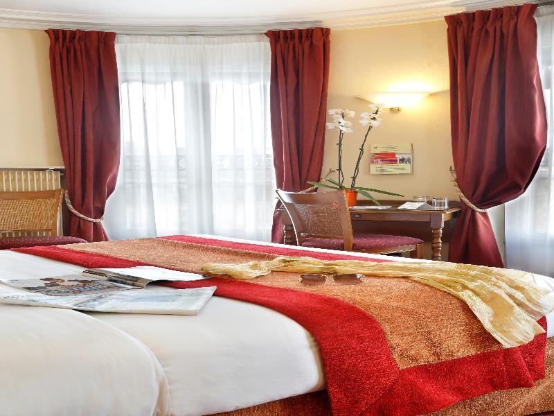 Hotel Paix Republique Parijs